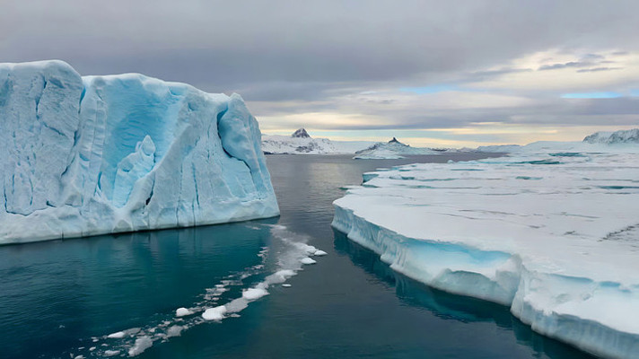 �������������ز�