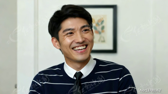 ����������װ������΢Ц����