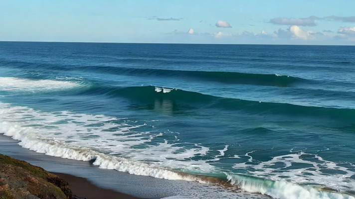 大海海浪海岸线风景 大海海浪海岸线风景