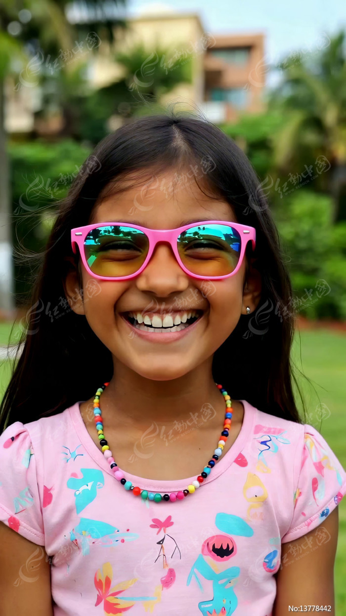 ����ī��΢Ц��СŮ��