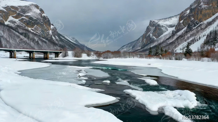 ����ѩɽ������������