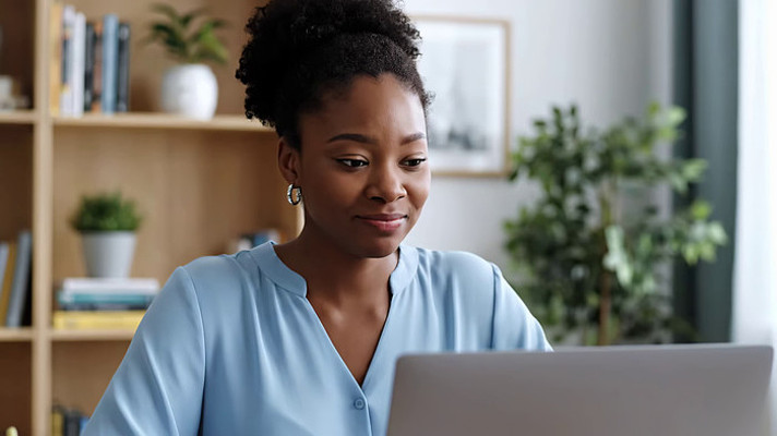 ����Ů��ʹ�ñʼǱ����԰칫