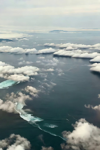 �߿ո���ƺ���󺣾���