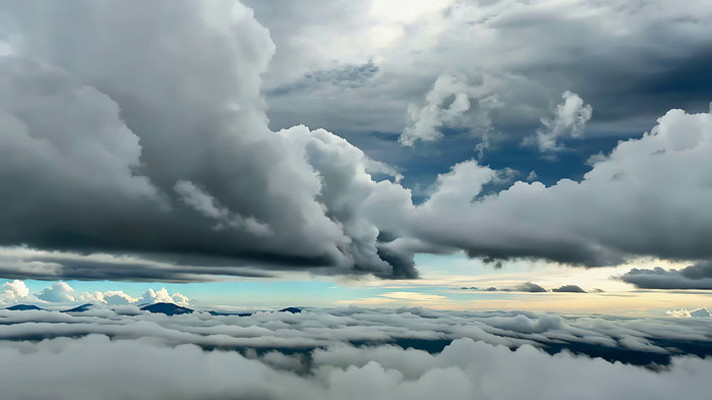 高空俯瞰云海云层景观 高空俯瞰云海云层景观
