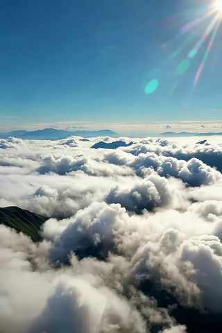 高空俯瞰云海与山脉 高空俯瞰云海与山脉