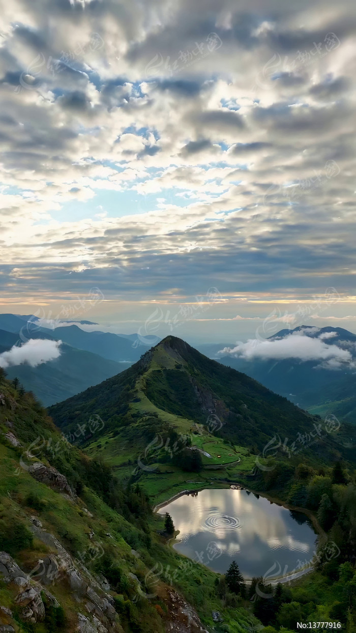 ��ɽ�ƺ�������Ȼ���