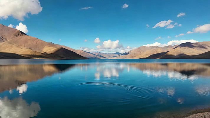 高原湖泊自然风光 高原湖泊自然风光