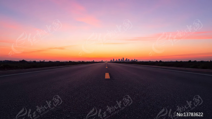 ��·�ϵ����侰ɫ