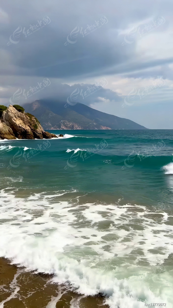 ���ߺ�����Զɽ�羰�ز�