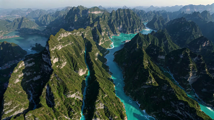 ����׳��ɽˮ��Ȼ����