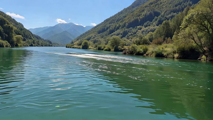 ����ɽ����Ȼ���