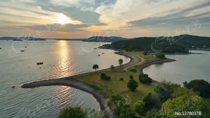 ����Ϧ��ȫ����Ȼ����ز�