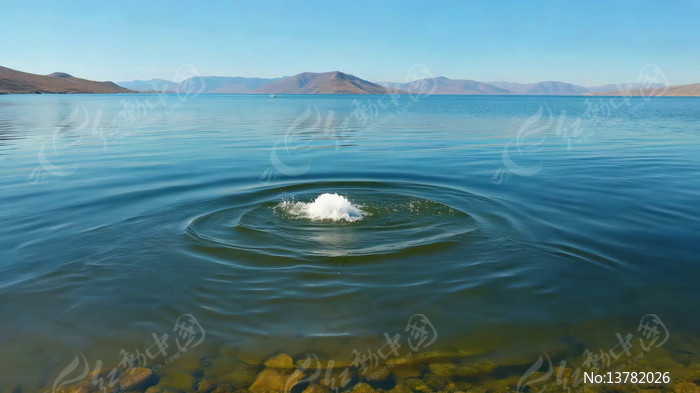 ��ˮˮ��������Ȼ����