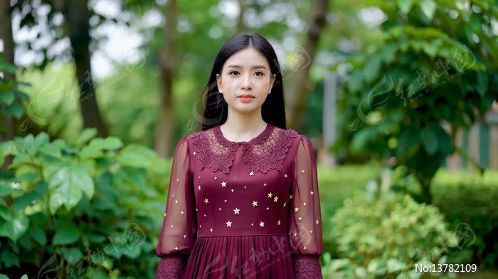 �������ź�ȹŮ��վ������