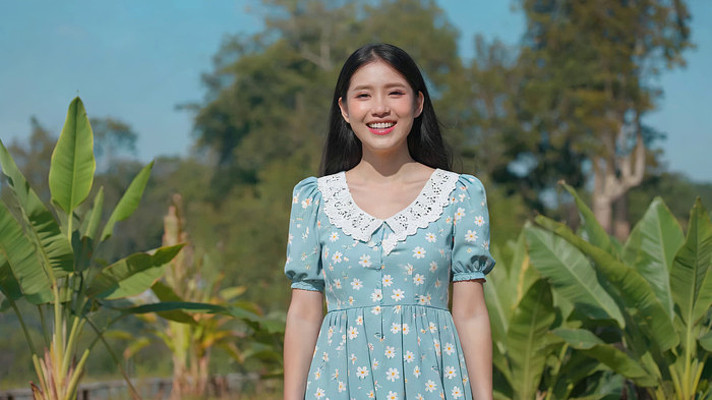 ����΢ЦŮ����Ƶ�ز�