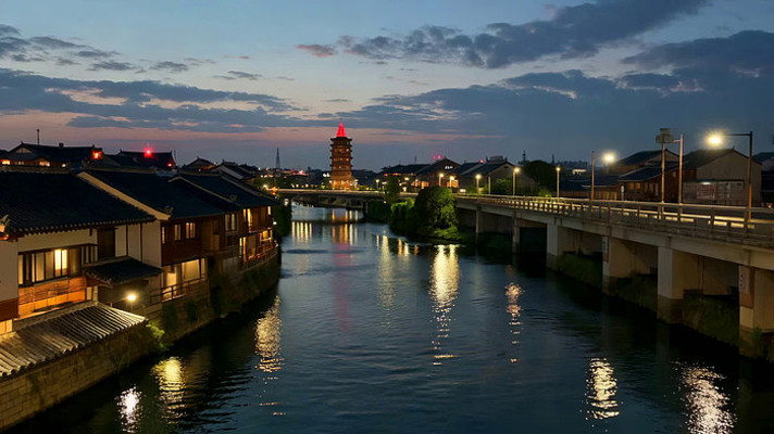 江南水乡古镇河流夜景 江南水乡古镇河流夜景