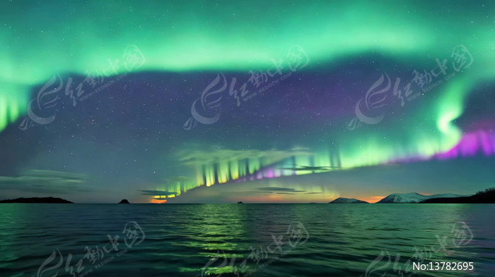 ����ҹ���µ�ˮ����