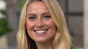 ��Ů��΢Ц��д