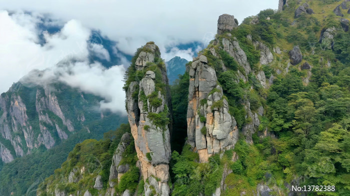 ���и������ƺ���Ȼ���