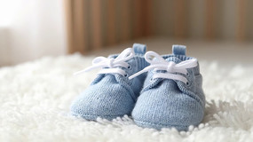 ��ɫӤ��ë��Ь��д