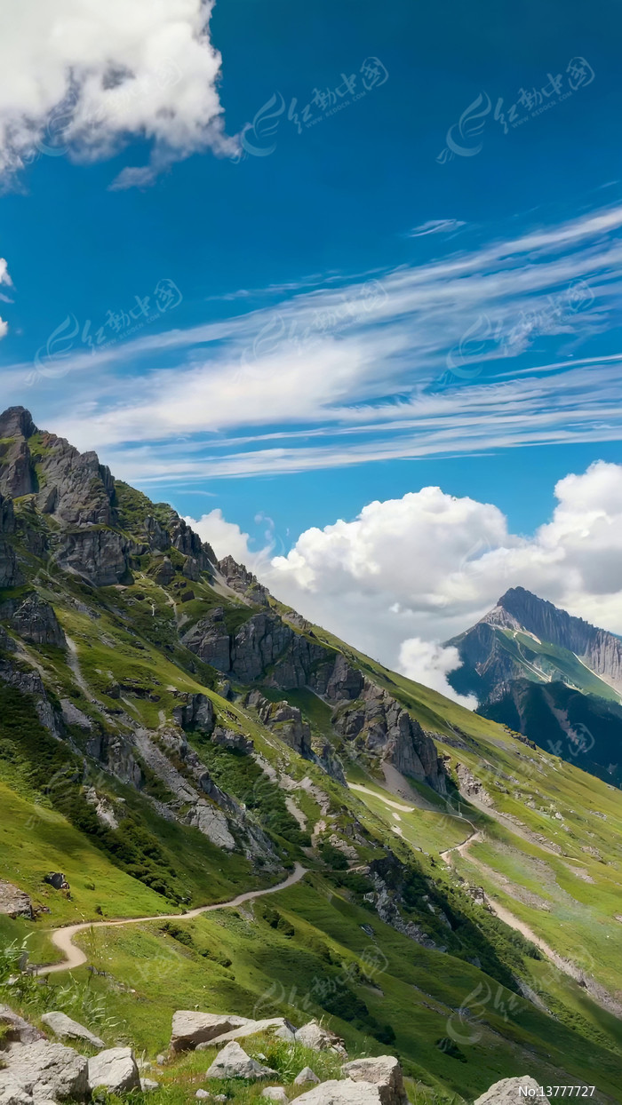 ��������µĸ�ɽ��Ȼ���