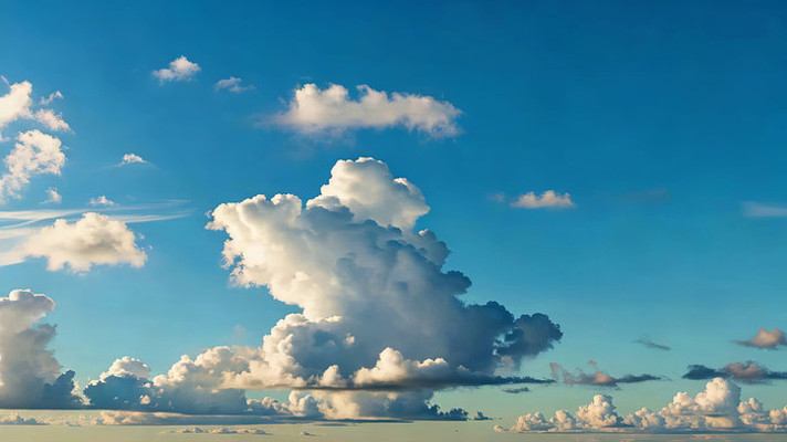 ���������Ȼ��վ�ɫ