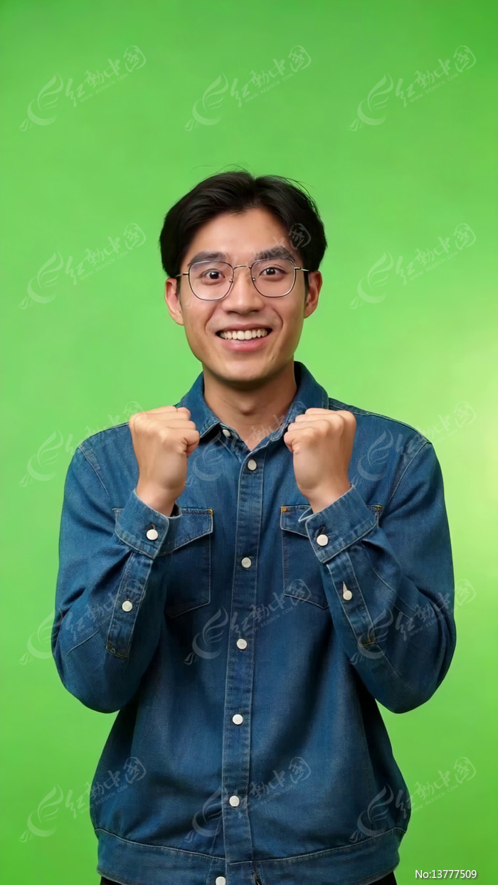 ��Ļǰ������ȭ΢Ц