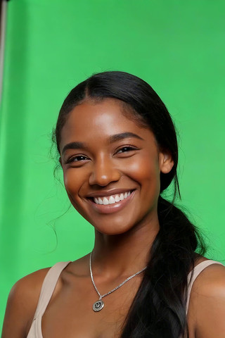 ��Ļǰ΢Ц�ĺ���Ů��