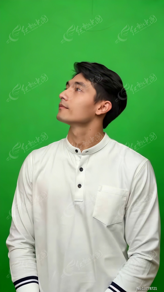 ��Ļǰվ��������