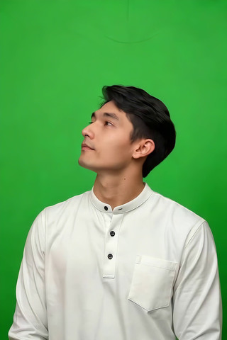 ��Ļǰվ��������