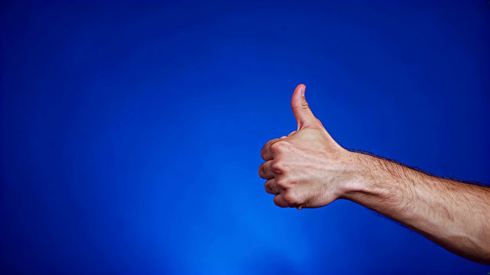 �����ֲ�����Ĵָ��д