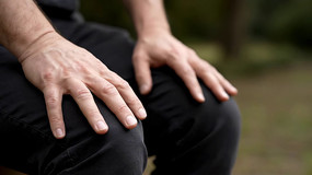 ����˫������ϥ����д