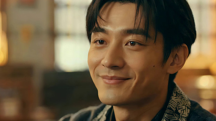 ���ӱ���΢Ц�沿��д�ز�