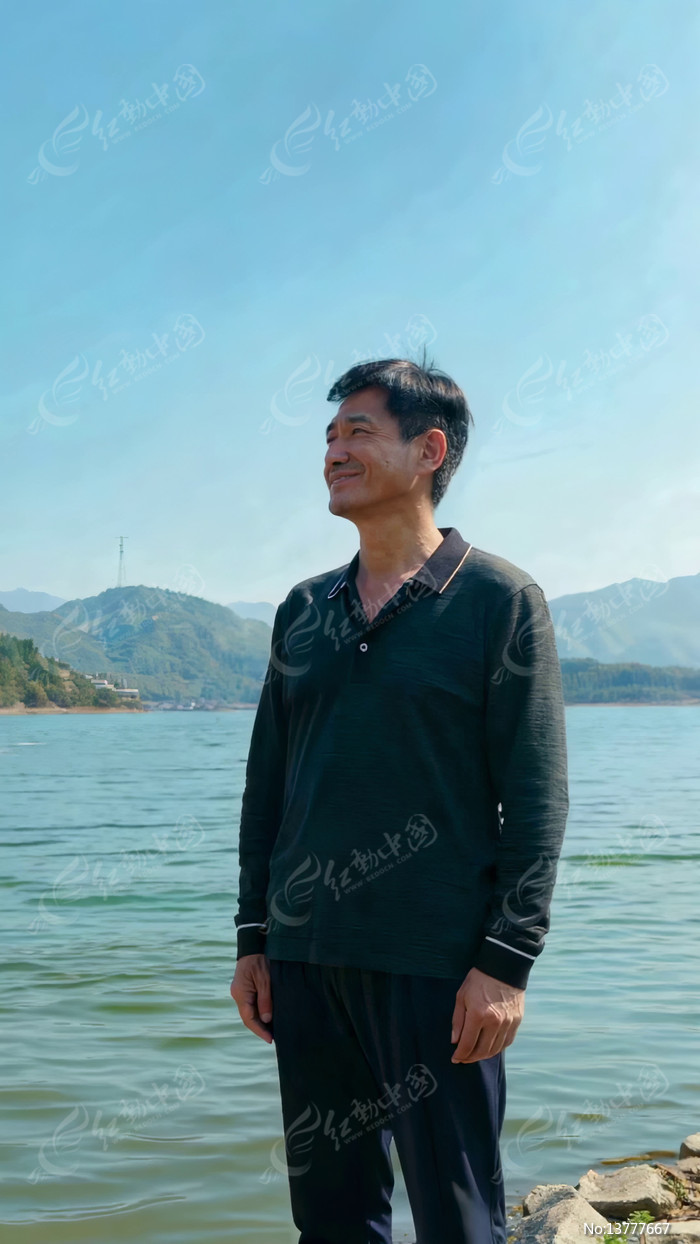 ���Ӻ���վ������