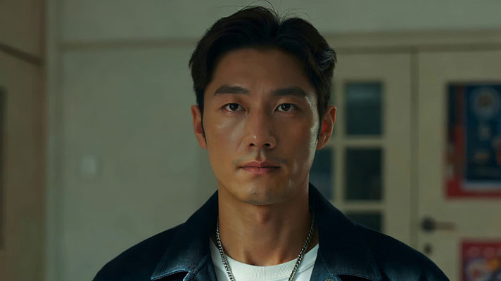 男子近景特写画面 男子近景特写画面