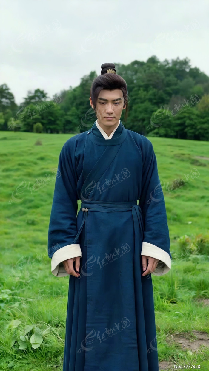 �������Ź�װվ���ڲݵ�