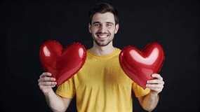 �����ֳֺ�������΢Ц����