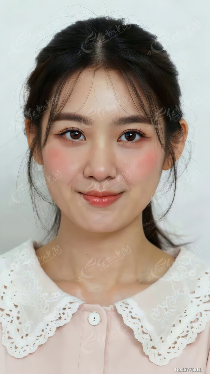 ����Ů���沿΢Ц��д�ز�