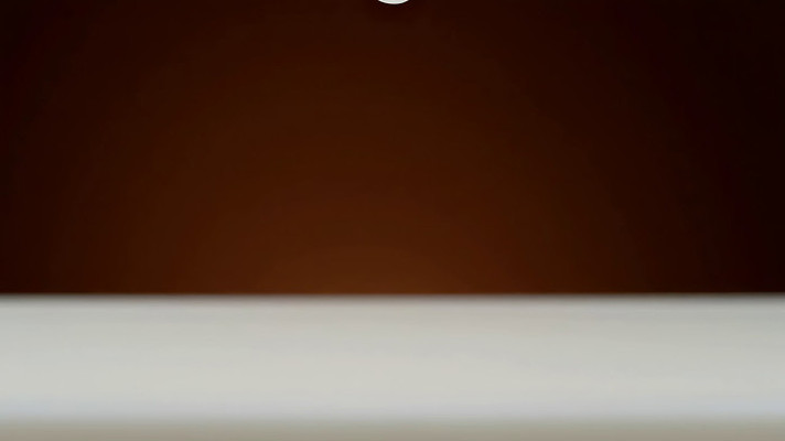 牛奶水滴落下特写素材 牛奶水滴落下特写素材