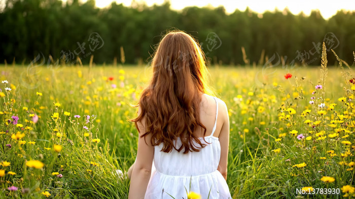 Ů����Ұ�б��Ծ�ͷ�;�