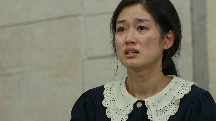 女性面部特写哭泣素材 女性面部特写哭泣素材