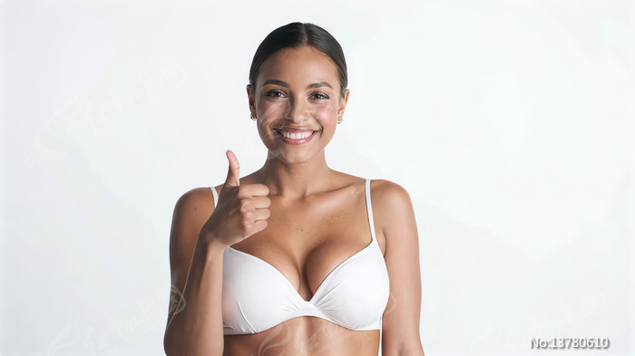 Ů��ģ�ش���������Ĵָ