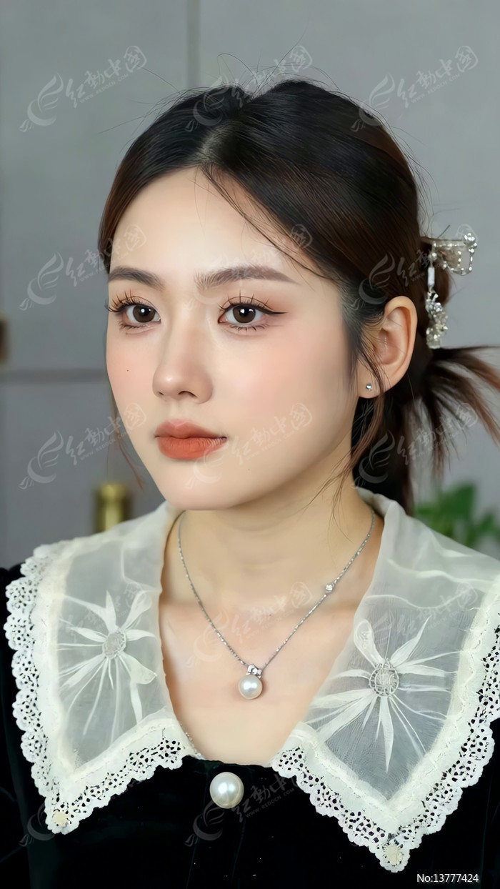 Ů��˫��������д