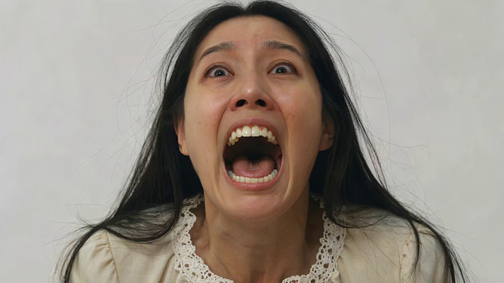 Ů�����������д�ز�