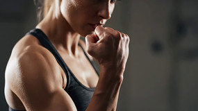 Ů��չʾ����������д