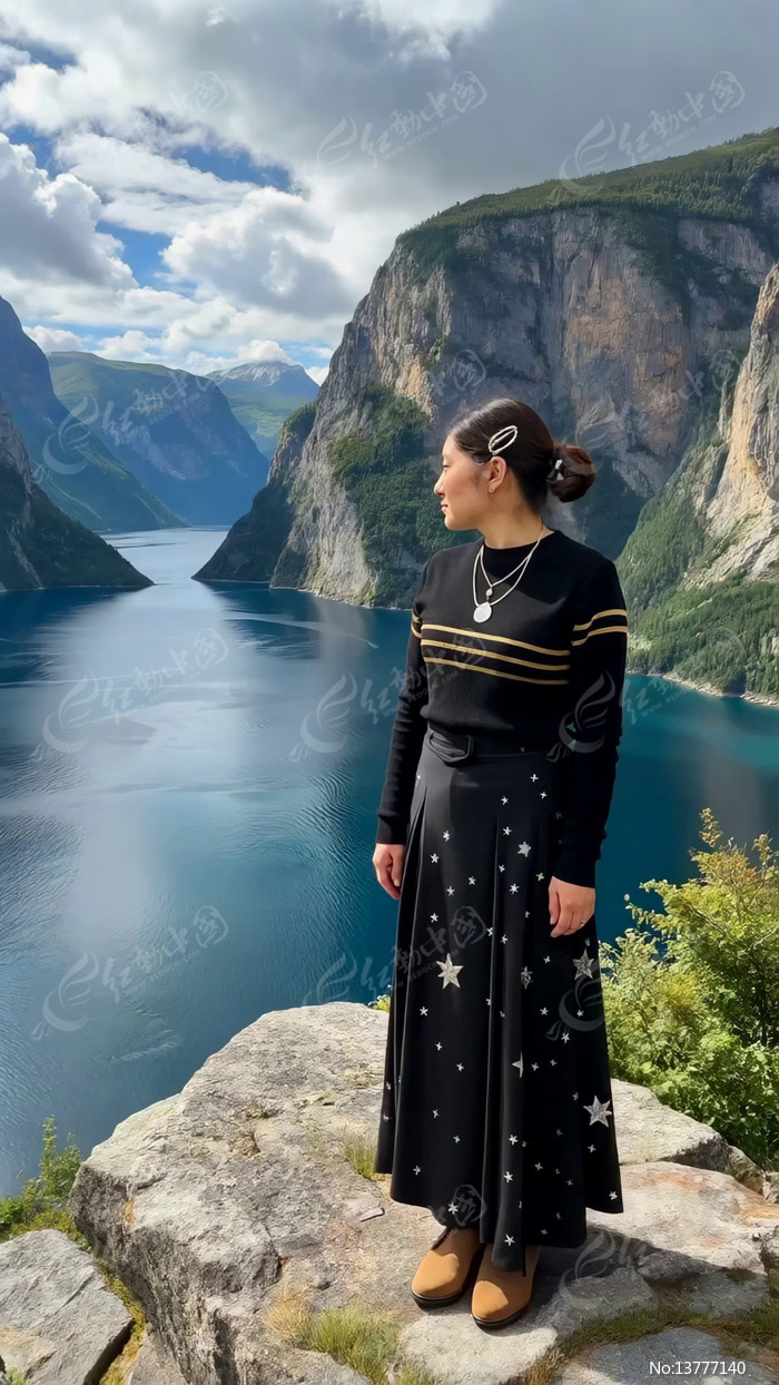 Ů����ɽˮ��۾�