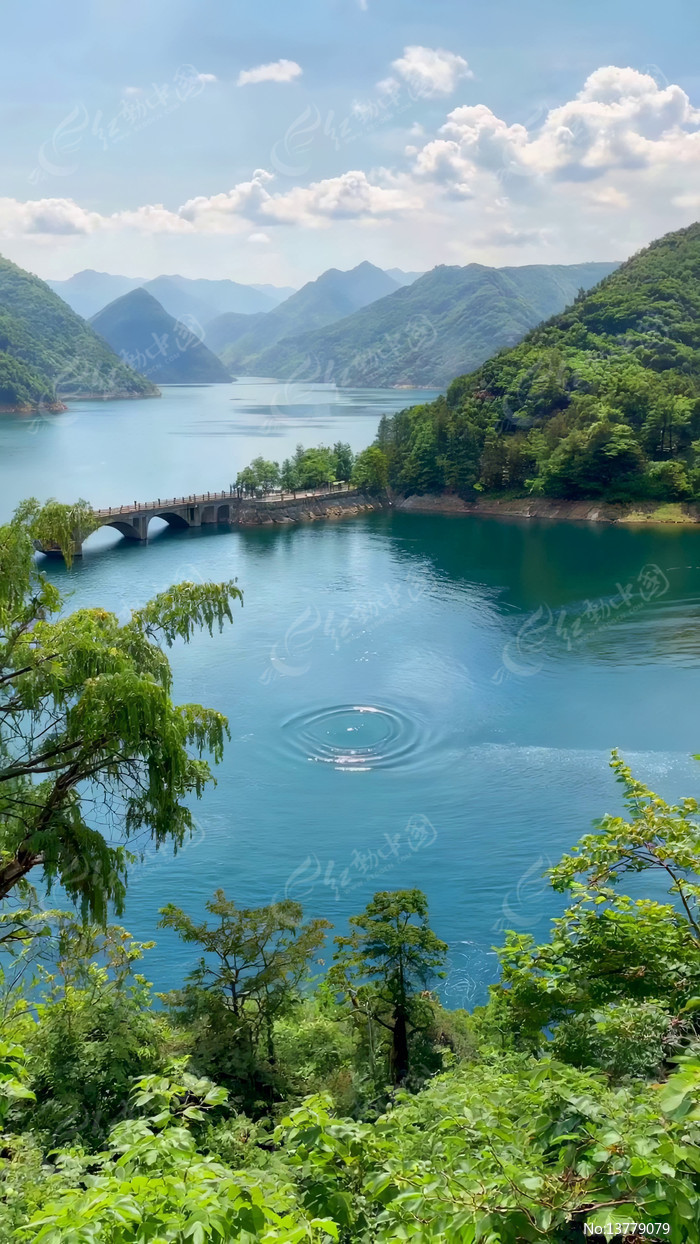 ��ɽ��ˮ��ĺ���������