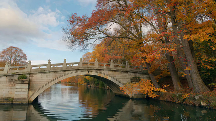 秋日石桥河畔风景 秋日石桥河畔风景