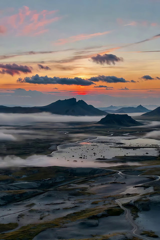 �ճ�ʱ��ɽ���ƺ��羰