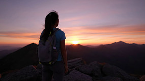 ɽ��Ů��ӭ�������ſ�˫��